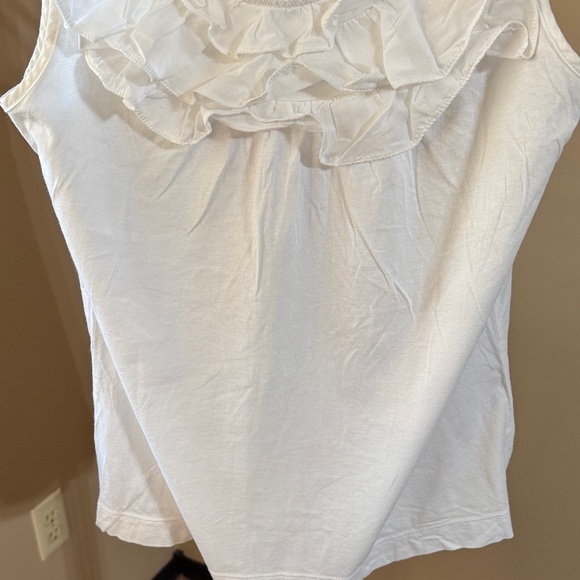 GAP Cream Ruffled Tank‎ Top - Picture 3 of 4
